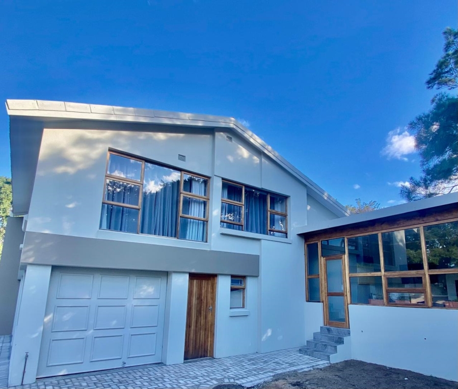 4 Bedroom Property for Sale in Linkside Western Cape